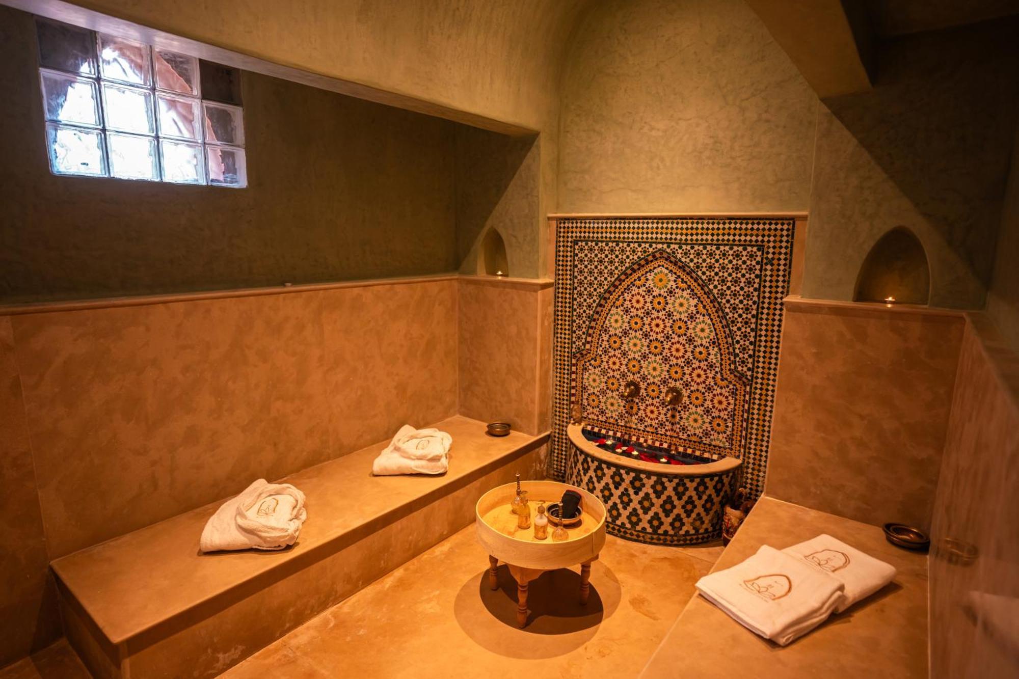 Palais Menzah & Spa Ouled Bouzid 外观 照片