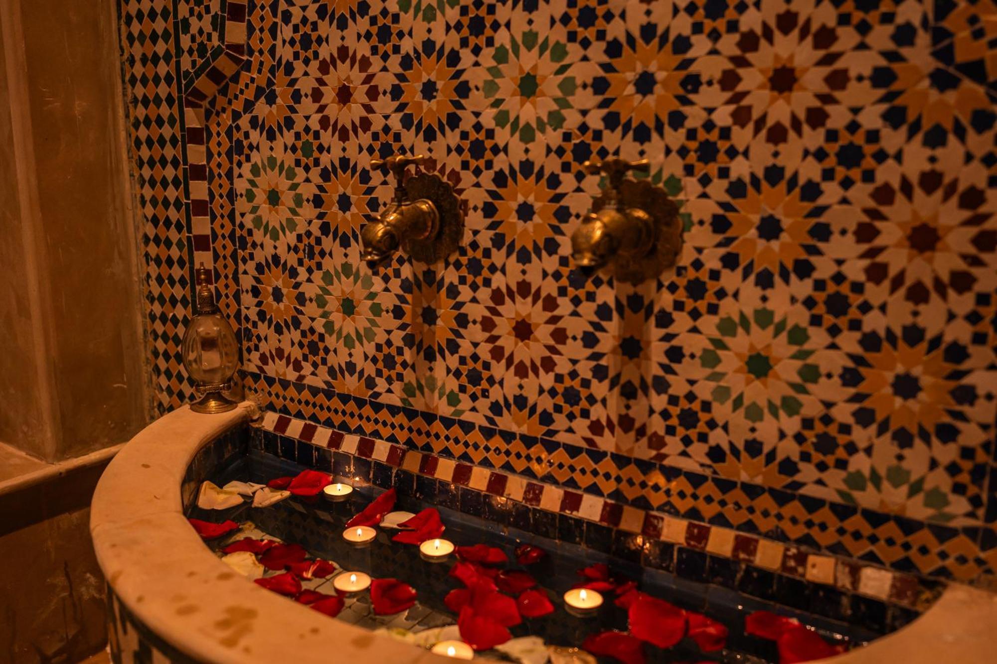 Palais Menzah & Spa Ouled Bouzid 外观 照片